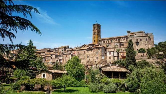 Casa Vacanze La Ripa Sutri Buitenkant foto